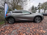 INFINITI Q30