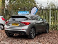 INFINITI Q30