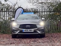 INFINITI Q30