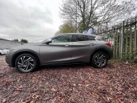INFINITI Q30