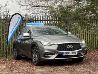 INFINITI Q30