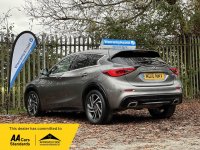 INFINITI Q30