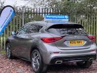 INFINITI Q30