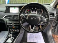 INFINITI Q30