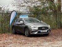 INFINITI Q30