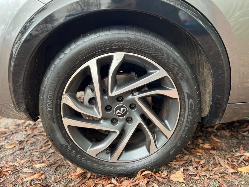 INFINITI Q30