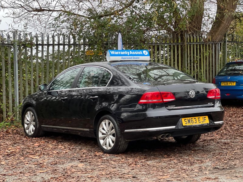 VOLKSWAGEN PASSAT