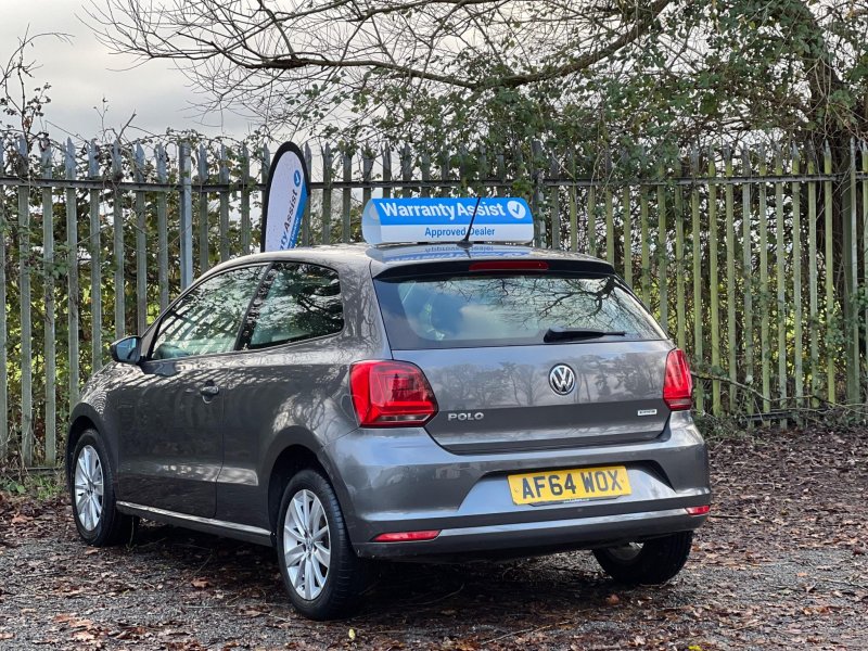VOLKSWAGEN POLO