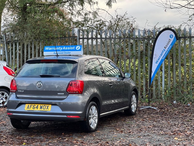 VOLKSWAGEN POLO