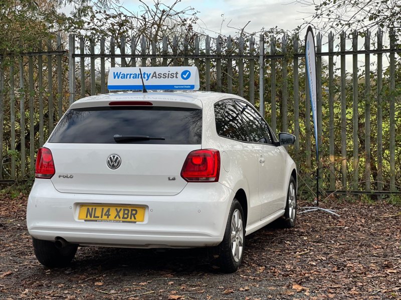 VOLKSWAGEN POLO