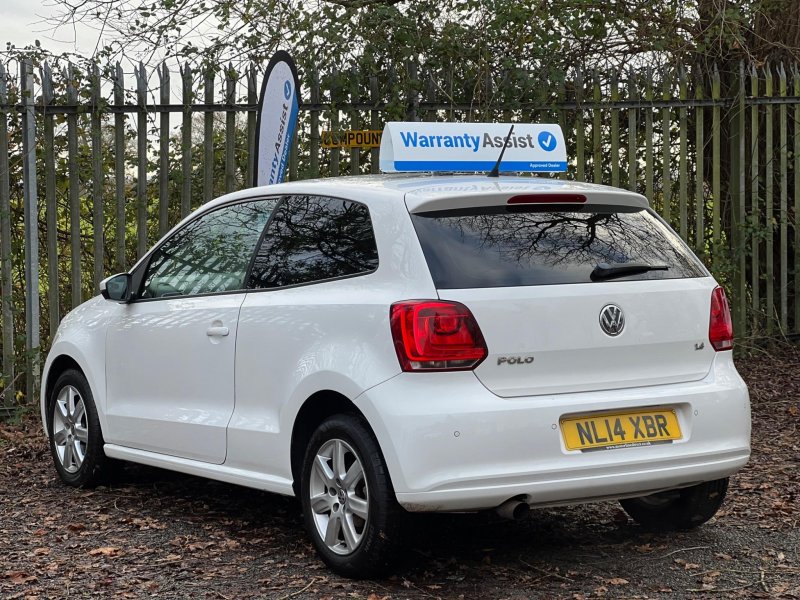 VOLKSWAGEN POLO