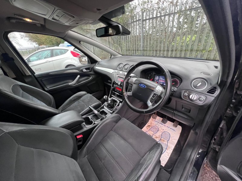 FORD S-MAX