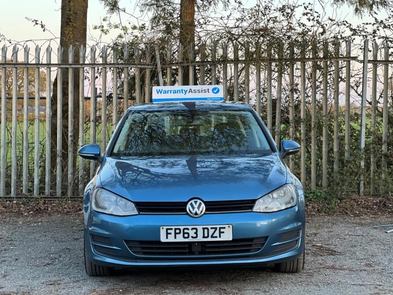 VOLKSWAGEN GOLF