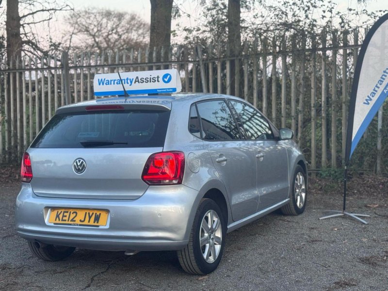 VOLKSWAGEN POLO