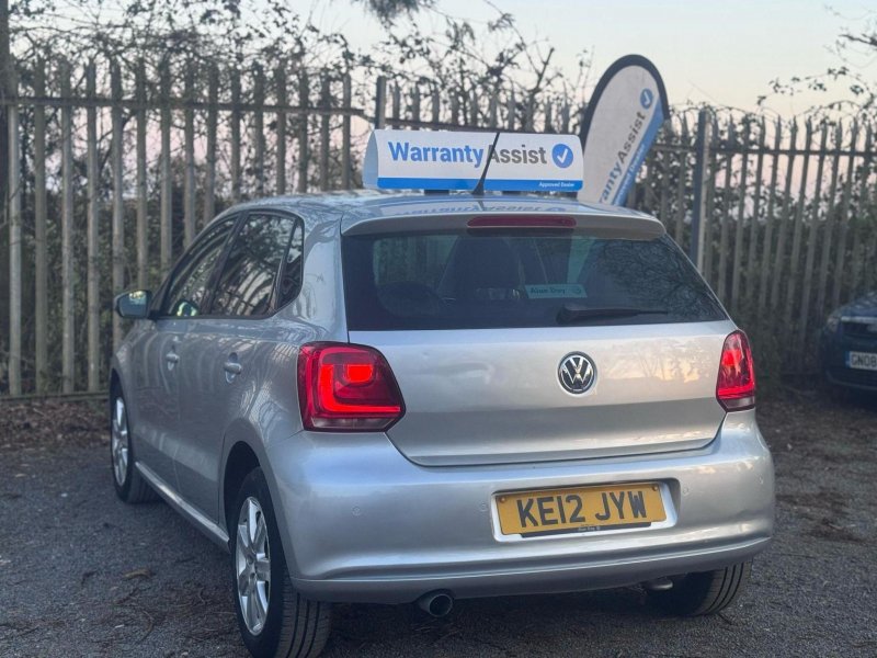VOLKSWAGEN POLO