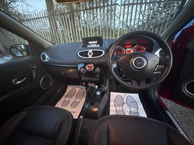 RENAULT CLIO