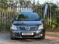 TOYOTA AVENSIS