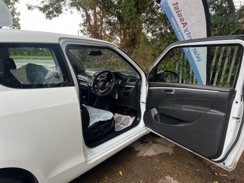 SUZUKI SWIFT