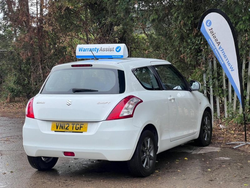 SUZUKI SWIFT